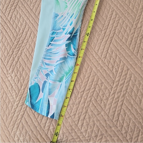 Nike botanical tropical dri fit leggings small crop - Picture 11 of 13